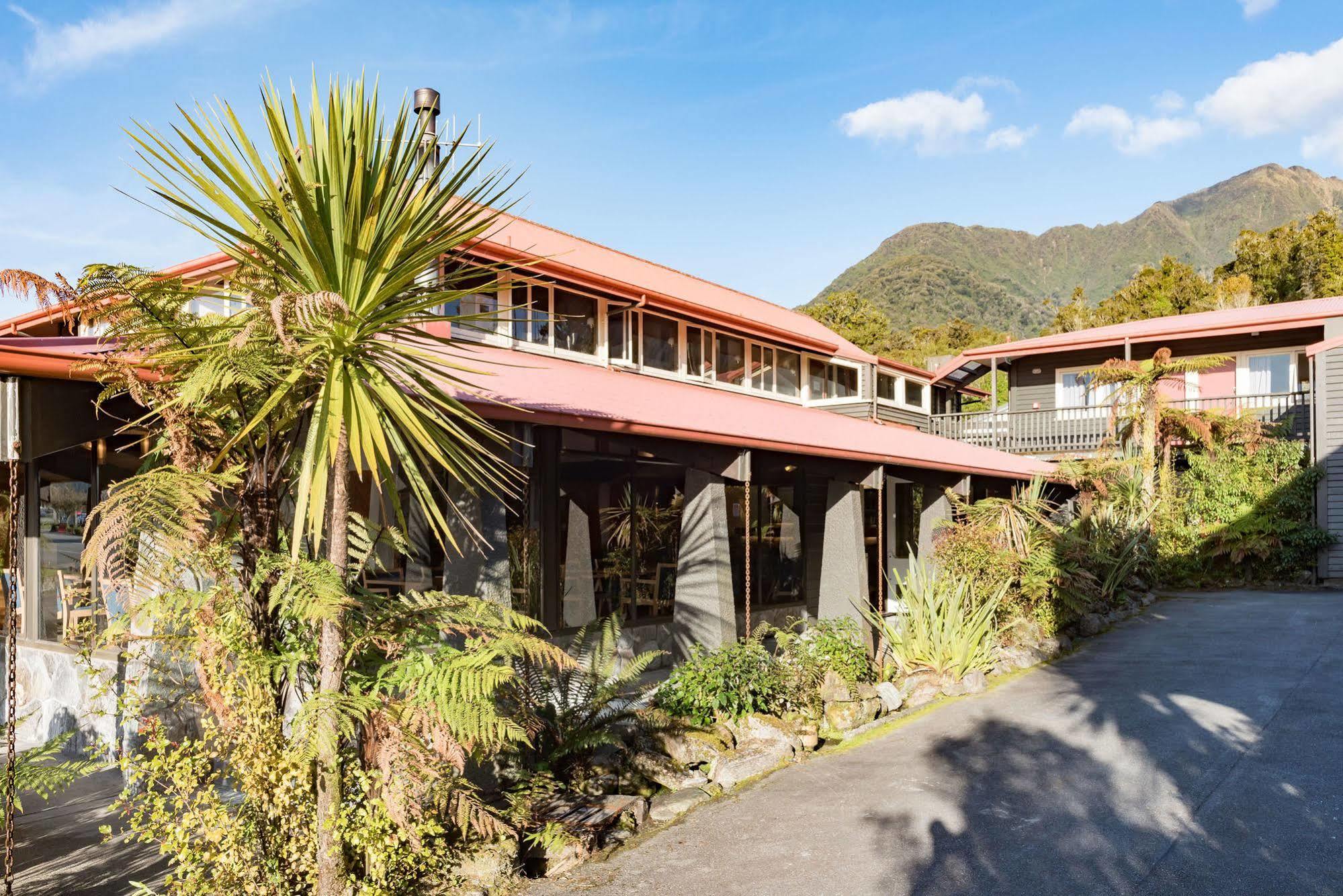 Heartland Hotel Glacier Country Fox Glacier Exterior foto